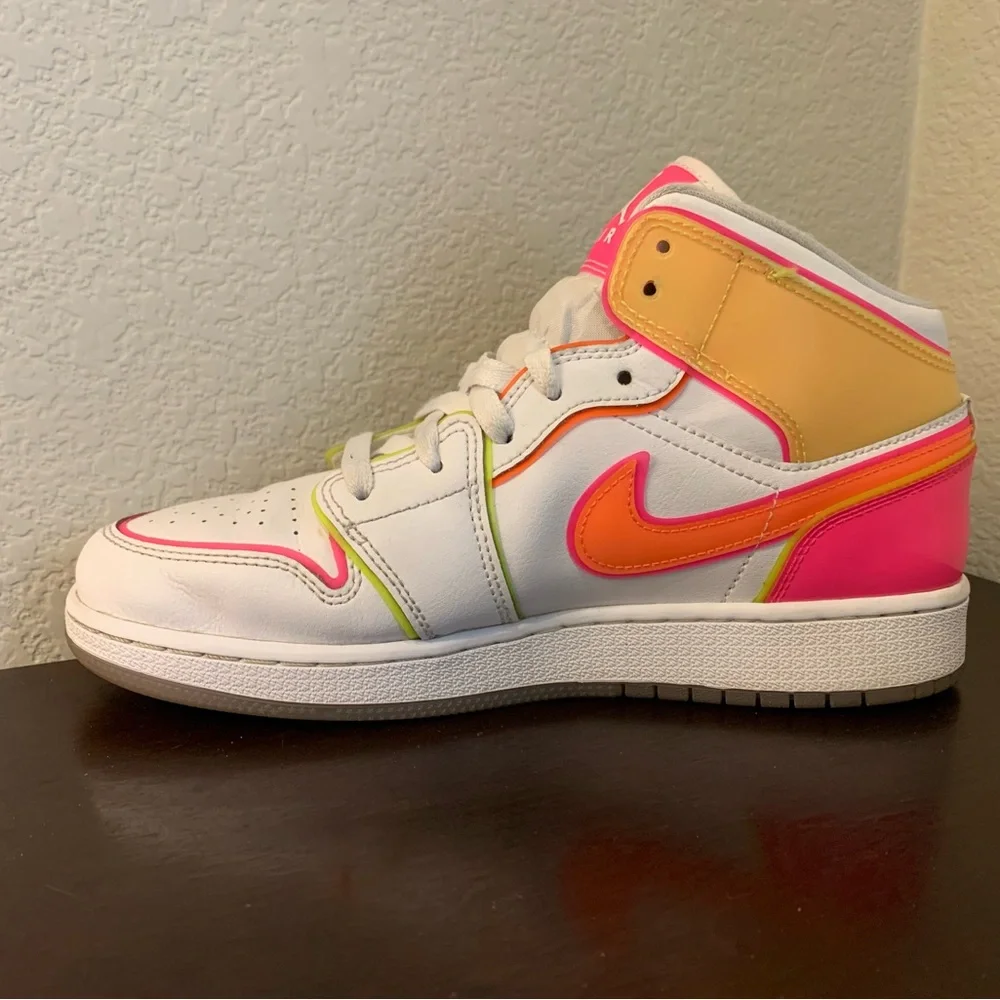 Nike Air Jordan 1 Mid GS Edge Glow Pink Orange Yellow Multicolor CV4611-100 7Y I